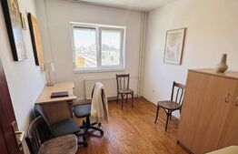 Apartament 4 camere, 92 mp, zona Micalaca