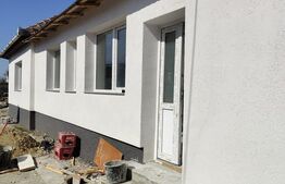 Casa de vanzare, 192 mp, zona Bujac