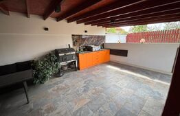 Casă modernă, cu saună, 7 camere, pompă de căldură și panouri fotovoltaice