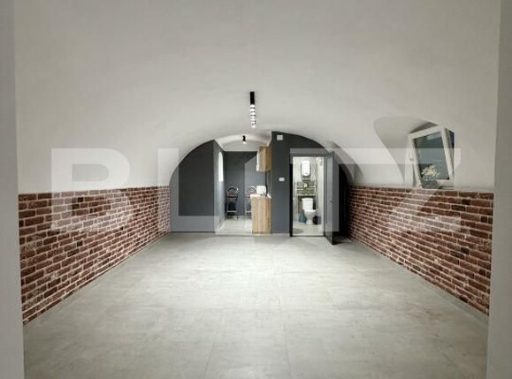 Spațiu comercial de închiriat Ultracentral - 193184SIC | BLITZ Arad | Poza1