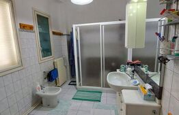 Casă de vânzare, 304 mp, zona Grădiște