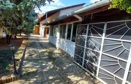 Casă de vânzare, 304 mp, zona Grădiște