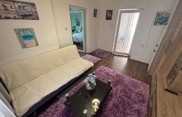 Casă în Șofronea cu 2 corpuri, 5 camere, terase, garaj și teren generos