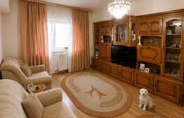 Apartament 3 camere, 75 mp, zona Micalaca