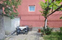 Casa demolabila cu teren de 576 mp, situata central, Functionarilor