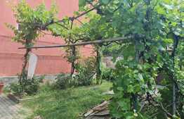 Casa demolabila cu teren de 576 mp, situata central, Functionarilor