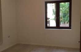 Apartament de 3 camere, 72 mp, bloc nou! Zona Centrala!