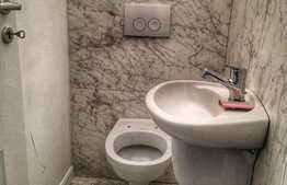 Apartament de 3 camere, 72 mp, bloc nou! Zona Centrala!