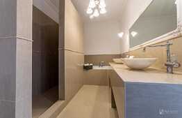 OPORTUNITATE vila de lux, 221 mp, 427 mp teren! Cartier rezidential Tabacovici