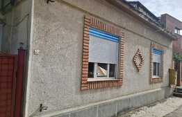 Casa renovabila, teren 640 mp, zona Tabacovici, Aradul Nou