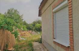 Casa renovabila, teren 640 mp, zona Tabacovici, Aradul Nou