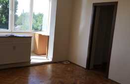 Apartament de 3 camere, 53 mp utili, parcare!