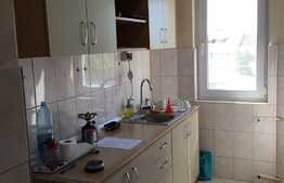 Apartament de 3 camere, 53 mp utili, parcare!