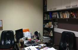 Apartament de 4 camere, 100 mp, zona Centrala! Negociabil