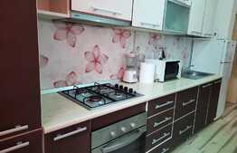 Apartament de 2 camere, etaj intermediar, zona UTA, Ared!