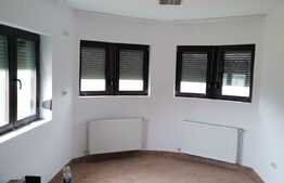 Casa de vanzare, 139 mp utili, teren 534 mp, in cartierul Tineretului din Livada