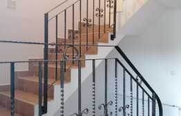 Casa de vanzare, 139 mp utili, teren 534 mp, in cartierul Tineretului din Livada