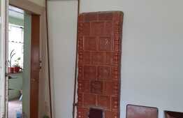 Casa curte comuna, in cartierul Gradiste