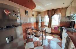 Apartament 5 camere, Etajul 1, Spatios, 100 mp, Zona Miorita!