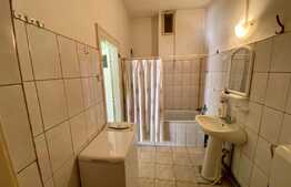 Apartament de 2 camere, 90 mp, semidecomandat, Central!