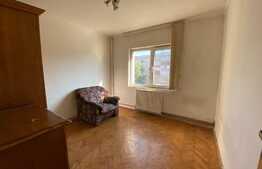 Apartament 3 camere in cartierul Micalaca! Oportunitate!