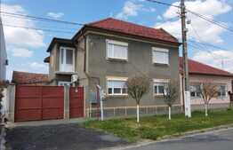 Casa de vanzare, 213 mp utili, teren 770 mp, in Gradiste