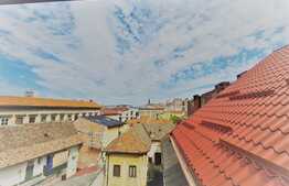 Apartament deosebit 4 camere,140 mp Central, Teatrul Ioan Slavici, Negociabil!