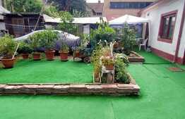 Locatia face diferenta! Apartament 3 camere la casa, 74 mp, zona Piata mica!