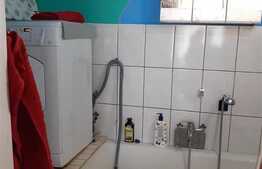 OPORTUNITATE casa zona centrala cu 367 mp singur in curte!