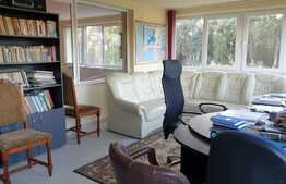 OPORTUNITATE vila S+P+E de 310 mp cu doua fronturi stradale si teren de 1570 mp!