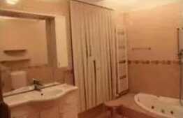 Casa individuala, 130 mp utili, teren 1800 mp, doua fronturi stradale, Subcetate