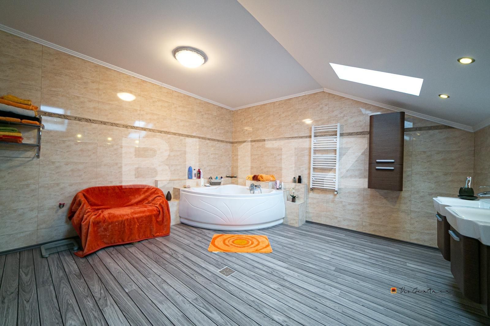 Casa de vânzare 7 camere Est - 71737CV | BLITZ Arad | Poza7