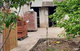 Casa renovabila cu teren de 550 mp, in Gradiste