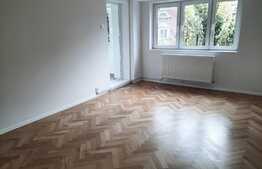 Apartament de 4 camere, etaj 1, 90 mp, Ultracentral!