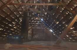 OPORTUNITATE! Casa de 160 mp, teren cu livada 1671 mp si front stradal 20, Sanleani!