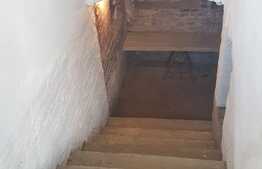 OPORTUNITATE! Casa de 160 mp, teren cu livada 1671 mp si front stradal 20, Sanleani!