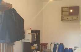 OPORTUNITATE! Casa de 160 mp, teren cu livada 1671 mp si front stradal 20, Sanleani!