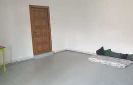 OPORTUNITATE! Casa de 160 mp, teren cu livada 1671 mp si front stradal 20, Sanleani!