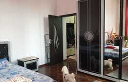 Apartament la casa, 95 mp, 105 mp teren, Piata Catedralei