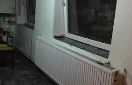 Apartament 4 camere la casa, 160 mp, zona Parneava