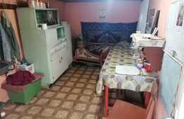 Casa cu teren de 1440 mp, in Felnac