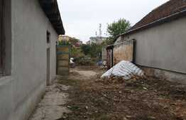 Casa renovabila, teren 637 mp, in Aradul Nou