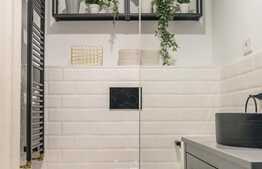 Apartament interbelic cu 2 camere, 103 mp, zona Ultracentrala!