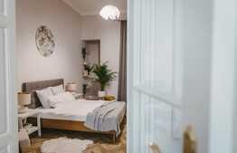 Apartament interbelic cu 2 camere, 103 mp, zona Ultracentrala!