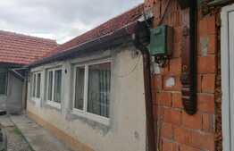 Casa individuala P+M 220 mp, teren 380 mp, in Sega