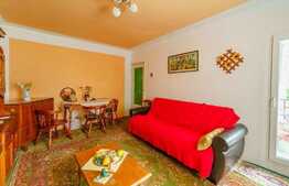 Apartament 2 camere, decomandat, etajul 2, zona Banu Maracine