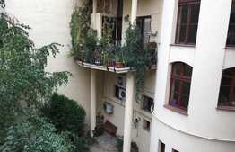 Oportunitate investiție! 2 Apartamente in centru Aradului 342,14 mp utili, Negociabil!