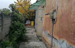 Casa 70 mp, teren de 612 mp, in Parneava