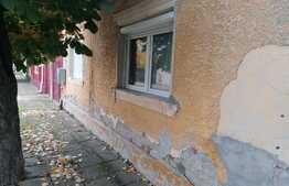 Casa 70 mp, teren de 612 mp, in Parneava