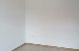 Casa 3 camere, 70 mp, teren 230 mp, Parneava!